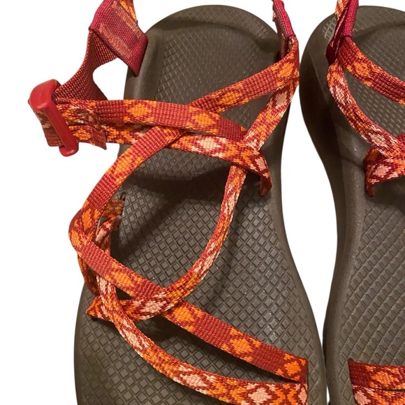 Chaco Z/Cloud X2 Remix Orange Geometric Classic Strappy Sandals - Picture 3 of 8